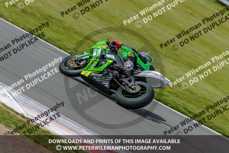 PJ Motorsport Photography;donington no limits trackday;donington park photographs;donington trackday photographs;no limits trackdays;peter wileman photography;trackday digital images;trackday photos